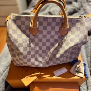 Louis vuitton speedy 30